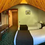 Els Avets Szálloda Sorpe