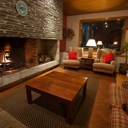 Els Avets Hotel 3*